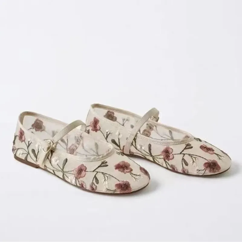 ตาข่ายปัก Leisure Ballet Flats - Ethnic Fashion Brand บทวิจารณ์และราคา