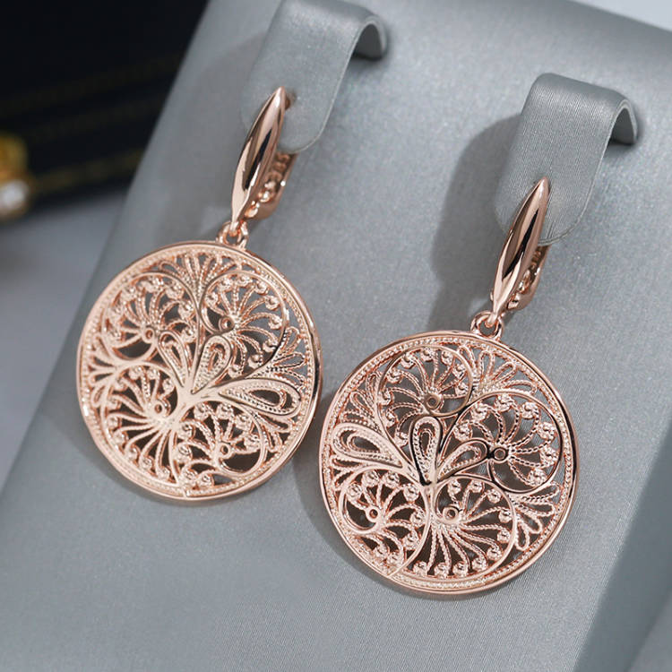WBmqda ดอกไม้โลหะกลวงต่างหูรูป - Ethnic Fashion In Dubai บทวิจารณ์และราคา