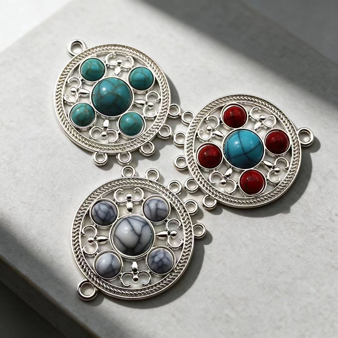 10 ชิ้น จี้โลหะทรงกลมลายชนเผ่า - Ethnic Fashion Style บทวิจารณ์และราคา