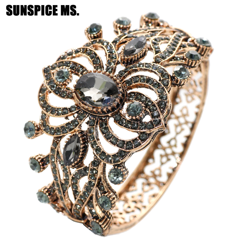 โบฮีเมีย Vintage กําไลข้อมือทอ - Ethnic Fashion Brand บทวิจารณ์และราคา